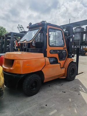 Used diesel Toyota forklifts, internal combustion engine forklifts for export and sale