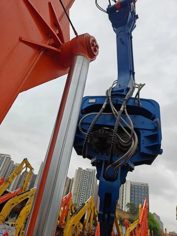 高性能ヒタチ 470 LC-3 掘削機 あなたの次の重労働パートナー!