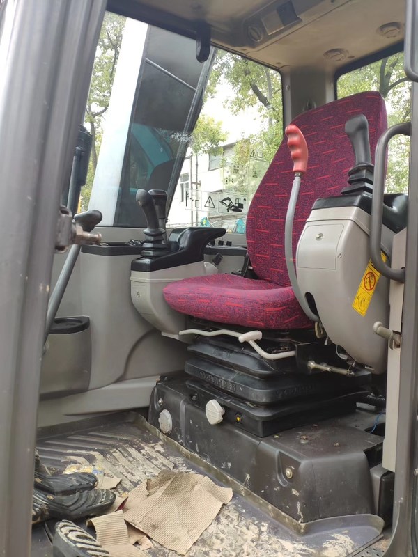 8トンのボルボ用掘削機 整備が良好 値引き価格で今入手可能