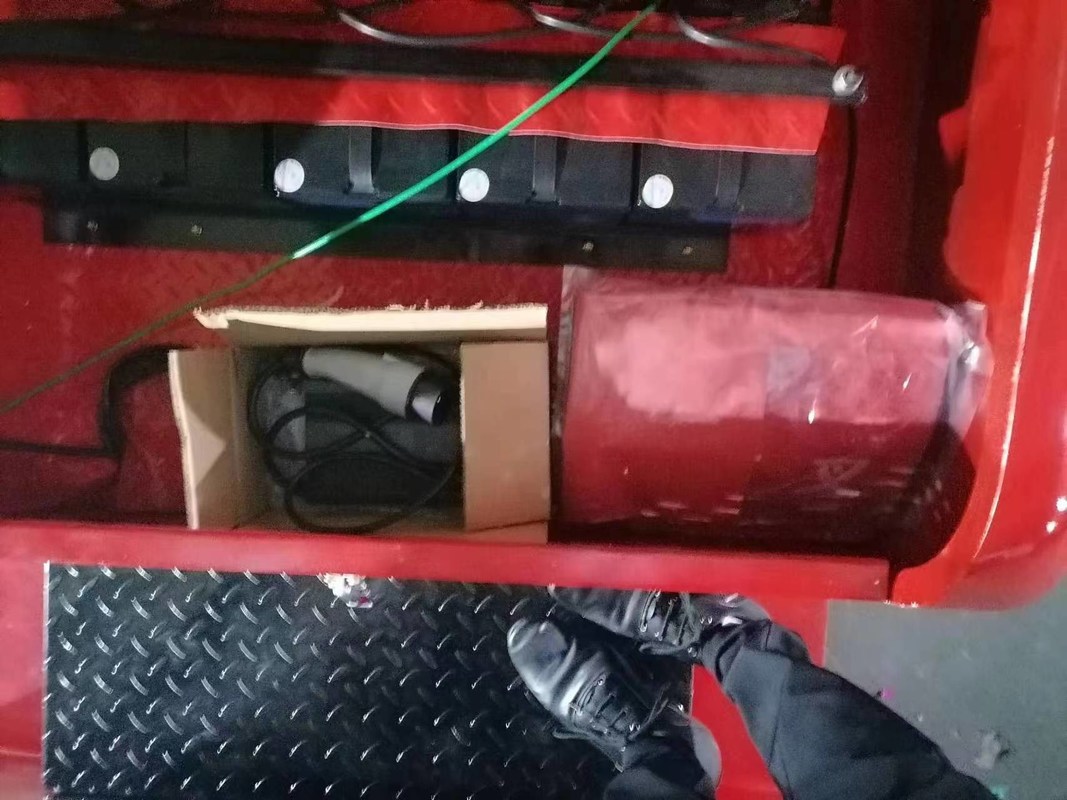 新型ミニディーゼルフォークリフトと新型ミニ電気フォークリフト