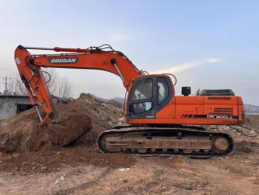DX300LC 中古 ドーシャン掘削機 オリジナルペイント掘削機