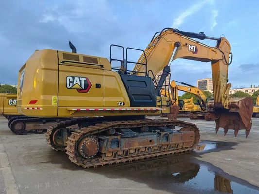 日本で製造された 中華製の CAT374D エグバレーター