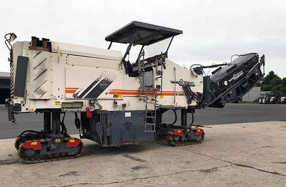 中古Wirtgen W205 冷凍磨削機 高い性能,優れた状態